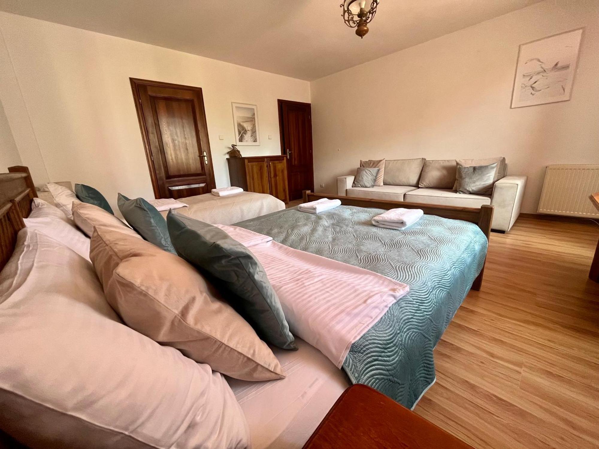 Gasthof Agapella Apartamemty- Agapella 250m From The